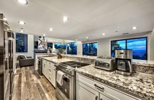 Tahoe Village House | LUXE15: Blue Diamond VIP mega lodge Lake Tahoe hot tub pool game room