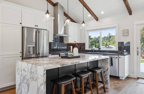 San Bruno House | LuxoStays Bright & Cozy 4BR Home 5 Beds 2 Baths Serene Escape