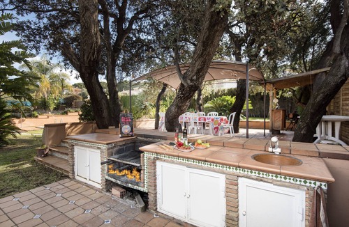 Pinos de Alhaurin Villa | Luxurious Andalusian villa with private pool and garden just 20 minutes from the