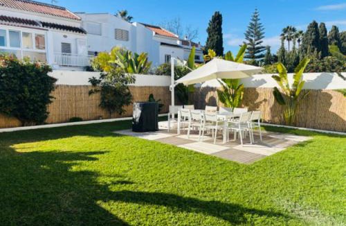 Guadalmar Villa | Luxurious And Modern Family Home