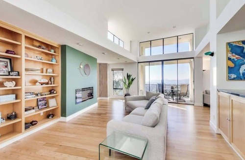 Piedmont House | Luxurious Hillside Home w/AC & Gorgeous SF Views!