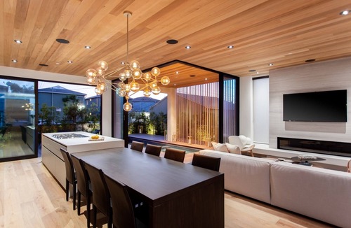 Venice Villa | Luxurious Ocean Oasis in Venice