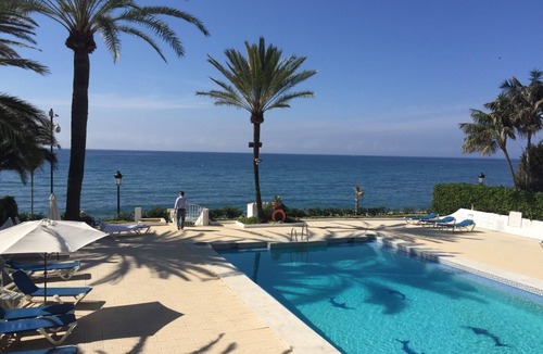 Golden Mile Villa | Luxurious Villa on The Golden Mile :Only a few steps from beach