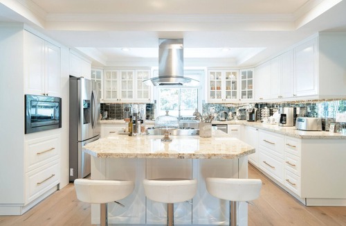 North Pacific Beach House | Luxury 5 star resort like dream home new 2025 AC private pool spa close to beach