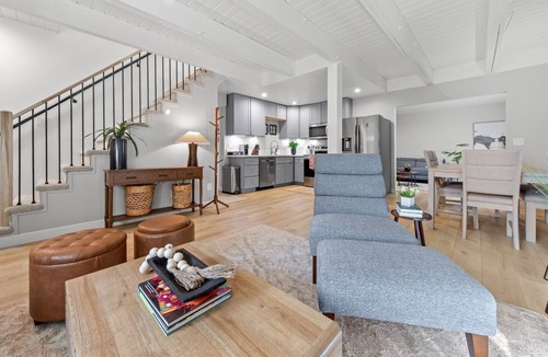 Pollock Pines Cabin | Luxury Cabin -Hot Tub-Game Room -Apple Hills- Tahoe
