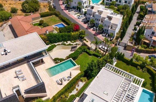 Puerto Banus Villa | Luxury Smart Villa in Marbella