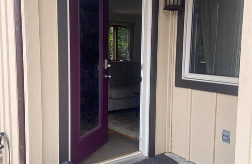 Pacific Grove Apartment | Luxury Suite in Modern Craftsman Home Near Beach, Aquarium, Cannery Row, & Golf.