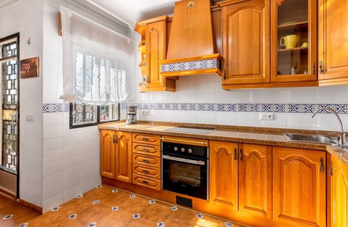 Miraflores del Palo Villa | Luxury villa with pool and garden, 1km from beach - sleeps 12