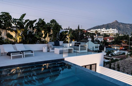Puerto Banus Villa | Luxury villa with pool and sea view - 8 guests