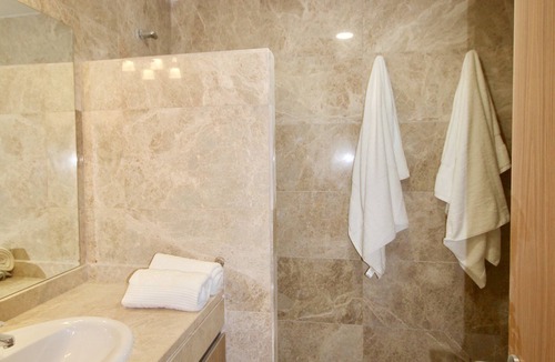 Jardin de la Abadia Apartment | Malaga Apartment Centro