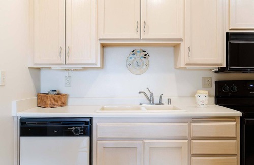 Crown Point Condo | @ Marbella Lane - Bayfront Bliss|Sunset Views+Pool