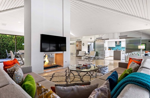 Historic Tennis Club House | Martini Modern – Luxury Retreat w/Pool & Views