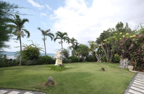 Dencarik Villa | Meyer Villa by Villa Pantai Lovina