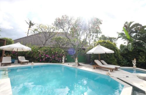 Dencarik Villa | Meyer Villa by Villa Pantai Lovina