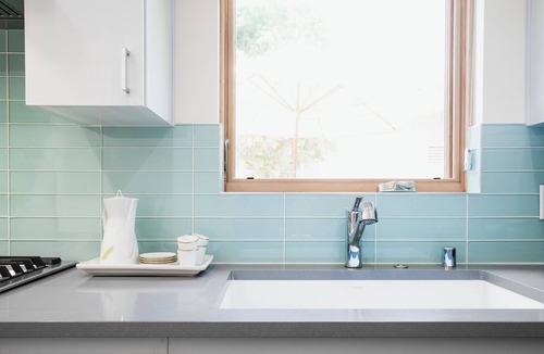 Bixby Knolls Apartment | Mid-Century Mod Studio and Pool