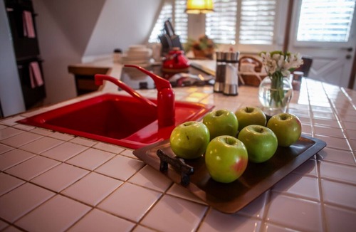 Idyllwild Cabin | Mid-Century Modern Geodesic Dome, Walk to town, Amazing Views, Lots of space!