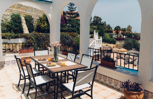 Benalmadena Villa | MODERN 5 BED VILLA - GREAT VIEWS, PRIVATE HEATED POOL, BBQ and AC