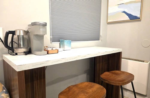 Cherryland Apartment | Modern Private Tiny Studio in Hayward 22417D