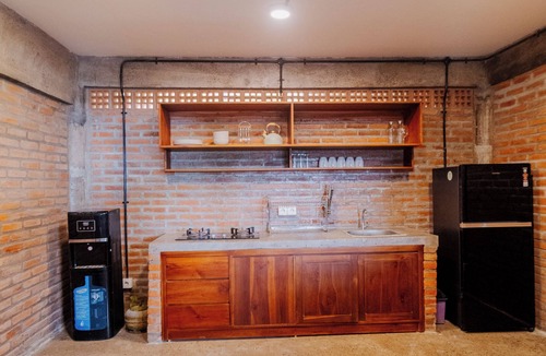 Tumbak Bayuh House | Modern Townhouse Living: Stylish Comfort in the Heart of the Bali.
