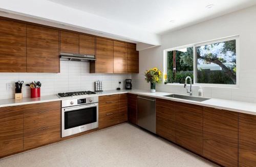 Palm Springs House | Monterey Manor Interior Designed Home Plus Pool