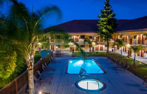 Santa Nella Hotel | Motel 6-Santa Nella, CA - Los Banos
