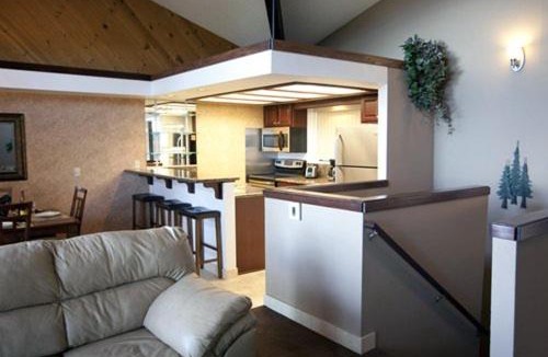Incline Village Apartment | Mountain Resort Suites with Stunning Views of Lake Tahoe
