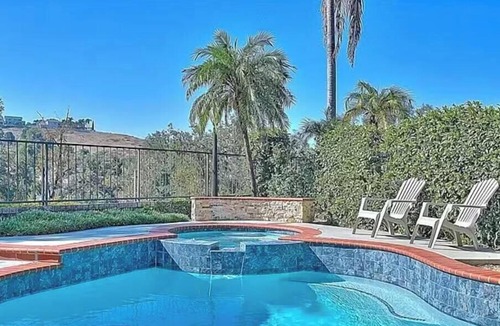 Chino Hills House | Mountain View Pool House BBQ