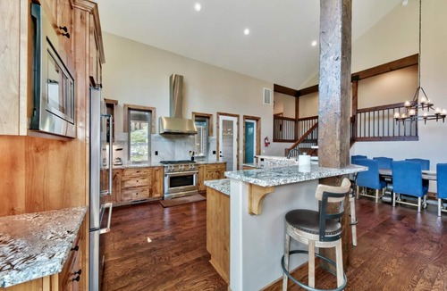 Mountain View Estates House | Mountain View Retreat -come play in the mountains 5 bedrooms