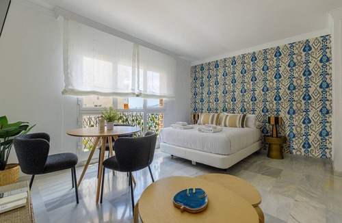 La Malagueta Apartment | Muelle Uno Studio with Sea View