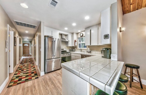 Country Club Estates House | Nestled Among the Tall Pine, 3 bedrooms, hot tub, come play in the mountains.