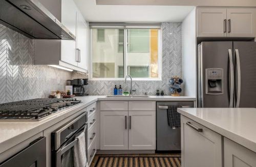 Bankers Hill House | NEW 3br Luxury Townhome - Gaslamp - Balboa Park