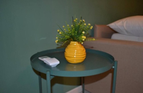 Arenella Apartment | New, centrally located apartment across from the subway station