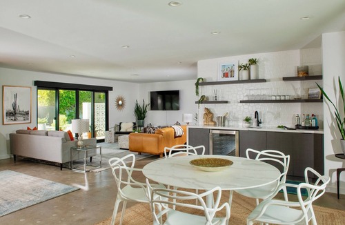 El Mirador House | NEW! Large Private Gated Retreat with Iconic Views, Pool+Spa, Downtown, Dogs ok