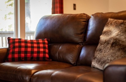 North Upper Truckee Cabin | *NEW* The Moose Haven