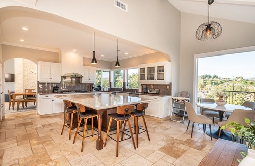 Lake Hodges House | Oasis Dream- very large Pool Slide/GameRoom/Pool/Hottub/Casita
