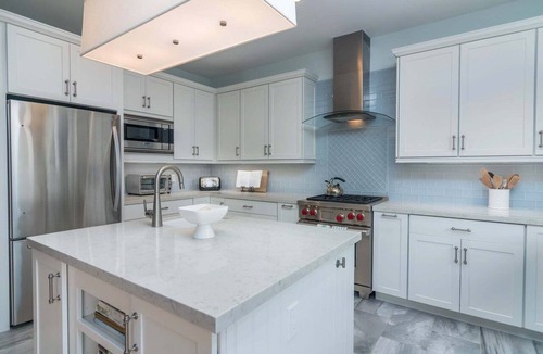 West Mesa House | Ocean front home, next to beach access, heated pool and spa