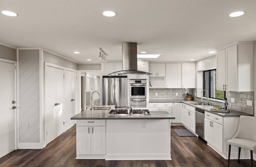 Carmel House | Ocean View 4 Bed 3 Bath Updated Home 30 night min