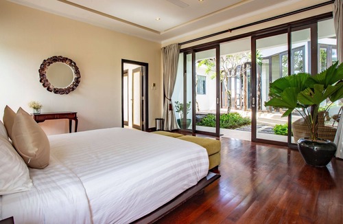 Kampial Villa | Ocean View Four Bedroom Villa