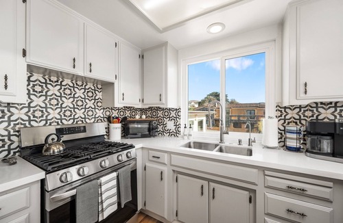 Cayucos House | Ocean Views-Fire Pit-Sleeps 9