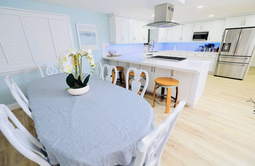 Silver Strand House | Oceanfront Oasis at 500 Ocean Drive – Direct Beachfront Luxury in Oxnard Shores