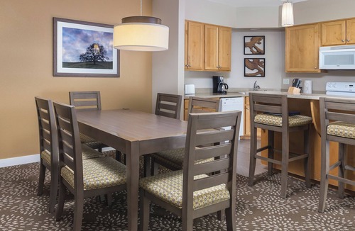 Windsor Resort | OFFICIAL LISTING | Worldmark Windsor 1BR Pool, Spa, nearby wineries and hiking