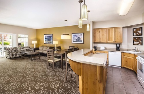 Windsor Resort | OFFICIAL LISTING | Worldmark Windsor 2BR Pool, Spa, nearby wineries and hiking