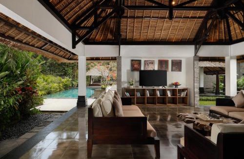 Kaba-Kaba Villa | OMECURE Kaba Kaba by Nakula