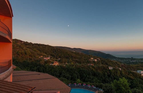 Palinuro Apartment | P.R. Club - Studio Molpa 16 with Sea View, Private Terrace and Air Conditioning