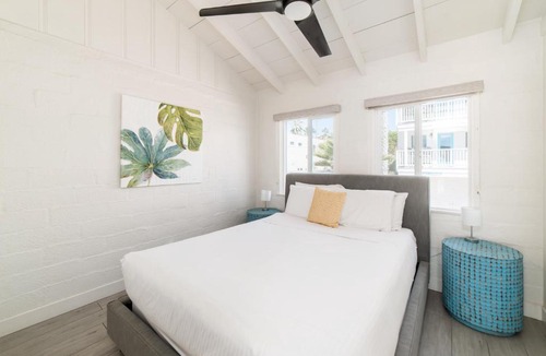 Townsite Hotel | Pacific Villas