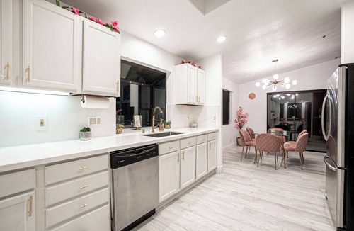 La Presa House | Panoramic Oceanview Retreat with Pool & Decks Sleeps the Whole Family!