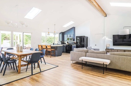 Racquet Club West House | Peaceful Villa MNT views, pool&game room