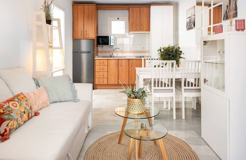 El Faro Apartment | Penthouse Sea Lookout by Alfresco Stays