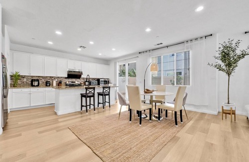 Eastvale House | Perfect Blend: Suburban Living with Modern Comfort