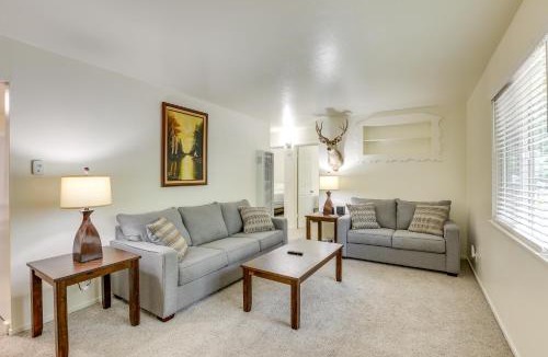 Sierra Tract House | Pet-Friendly South Lake Tahoe Home: 2 Mi to Lake